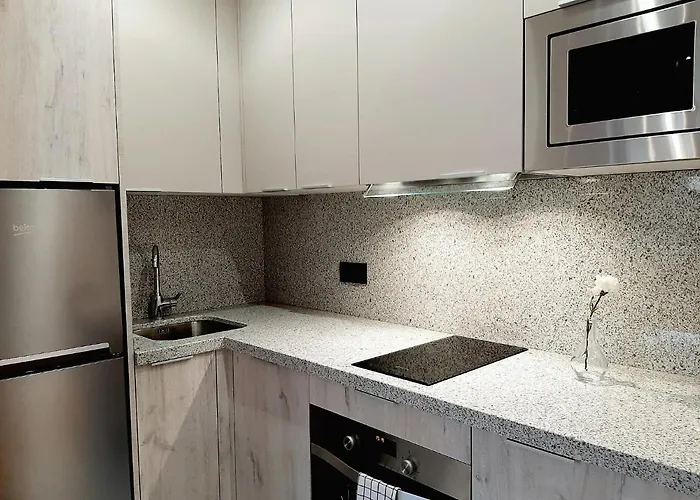 アパート Celestina By Gaiarooms